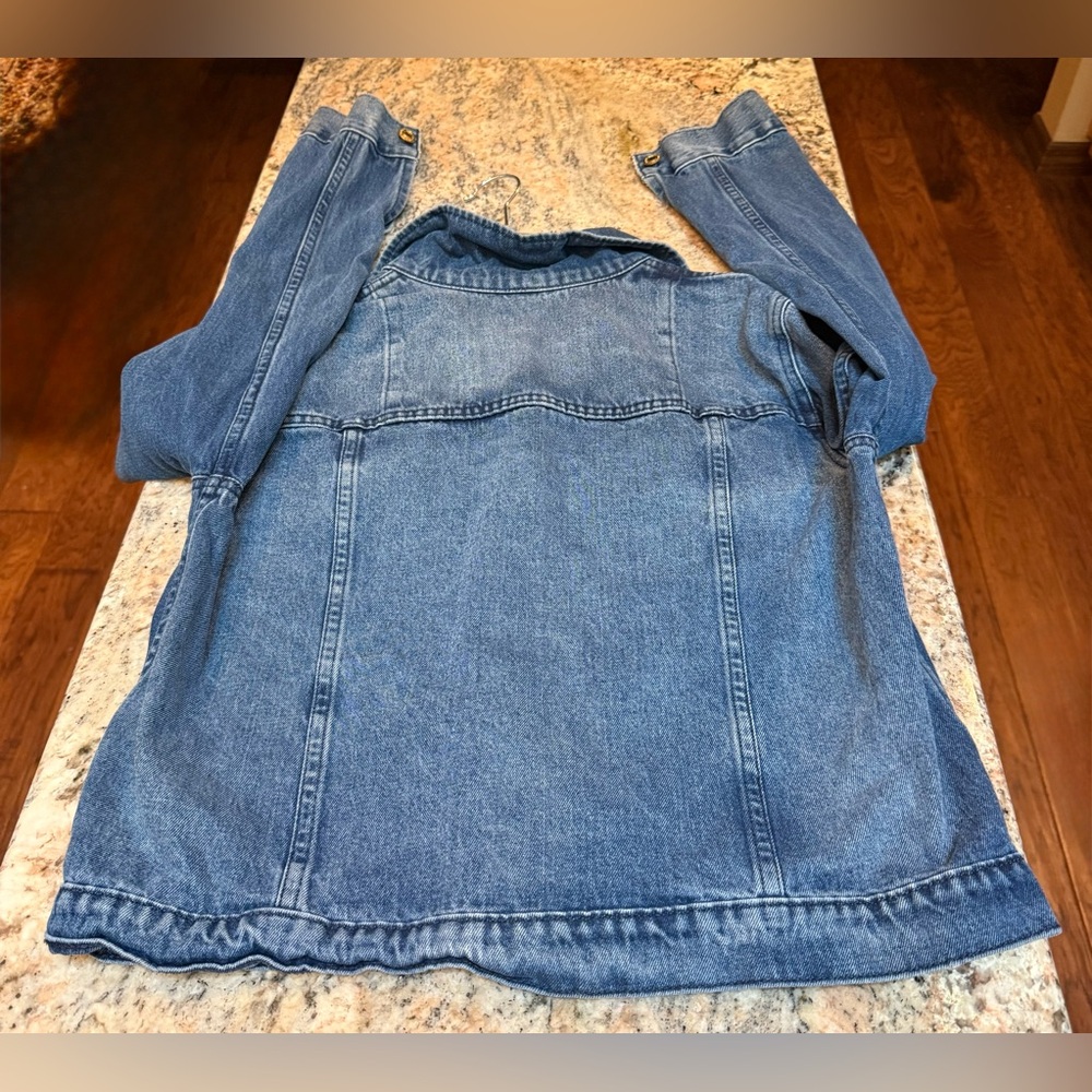Michael Kors Indigo Button up Denim Jacket. Size Large. NWOT - Picture 5 of 11